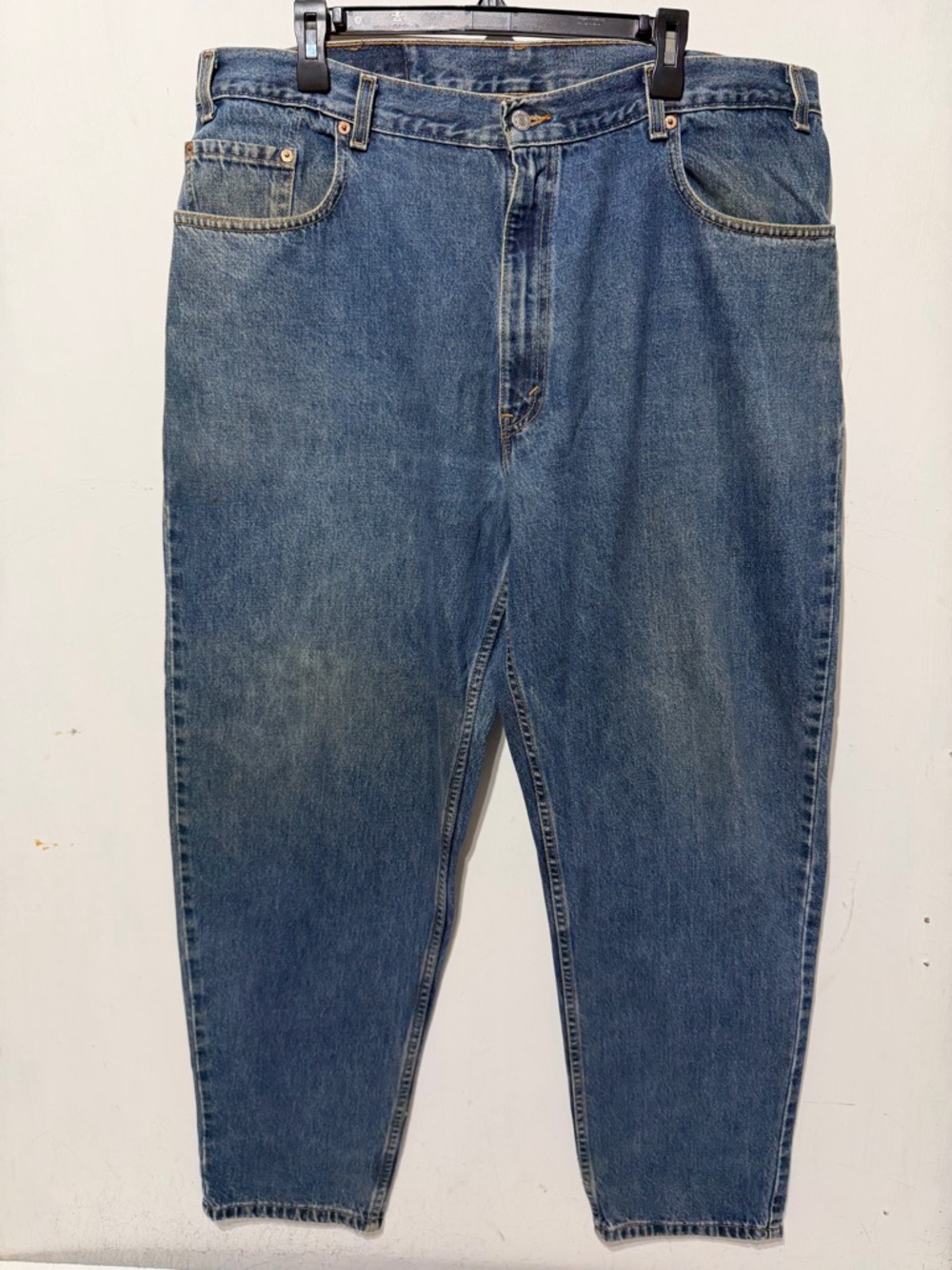 VTG Levi’s 560 Made in USA 2001 - Factory 512 - 40x32 Loose Fit Tapered